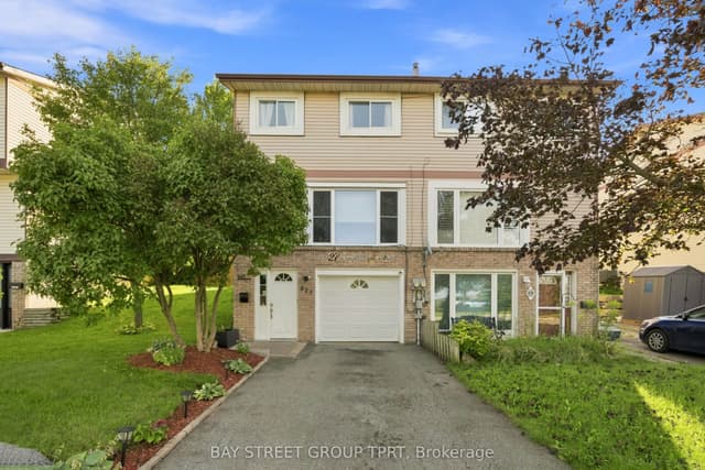 Semi-Detached at 927 Southridge Street, Oshawa, ON L1H 8A4