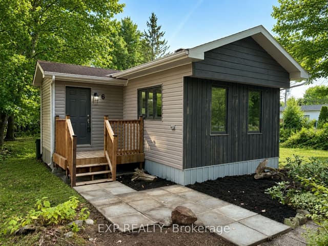 MobileTrailer at 1210 St Felix Road 6, Clarence-Rockland, ON K0A 2A0