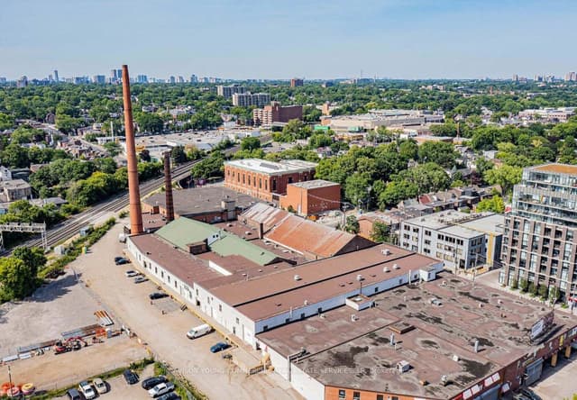 Office at 388 Carlaw Avenue 305, Toronto, ON M4M 2T4, Toronto E01