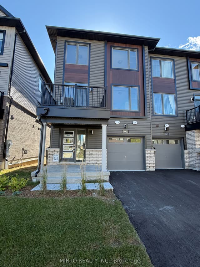 Att/Row/Townhouse at 1023 Honeycomb Path, Oshawa, ON L1L 0X1