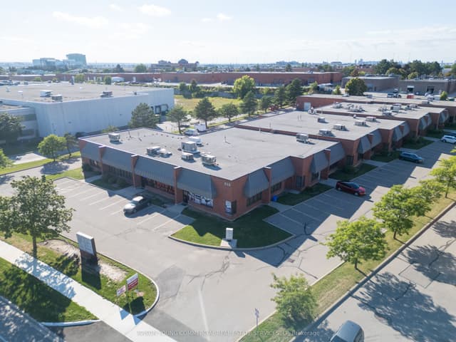 Office at 215 Traders Boulevard E 4, Mississauga, ON L4Z 3K5