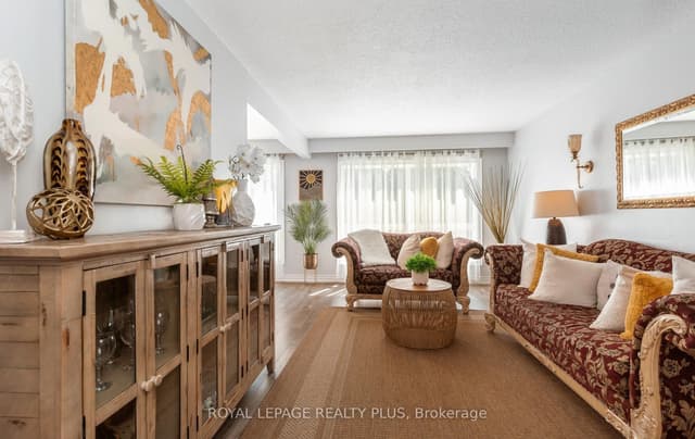 Condo Townhouse at 2380 Bromsgrove Road 26, Mississauga, ON L5J 4E6