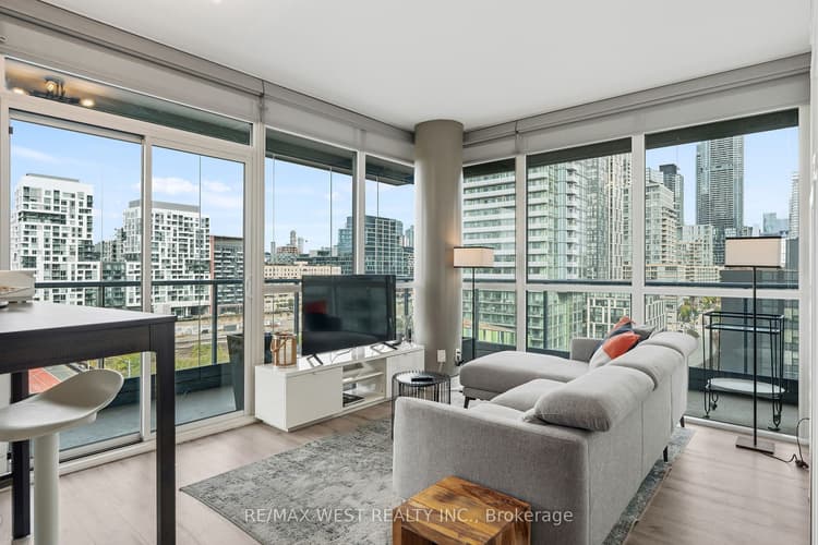 169 Fort York Boulevard