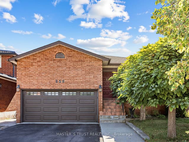 Detached at 858 Wetherby Lane, Mississauga, ON L4W 4S9