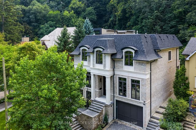 Detached at 30 Dacre Crescent, Toronto, ON M6S 2W1, Toronto W01