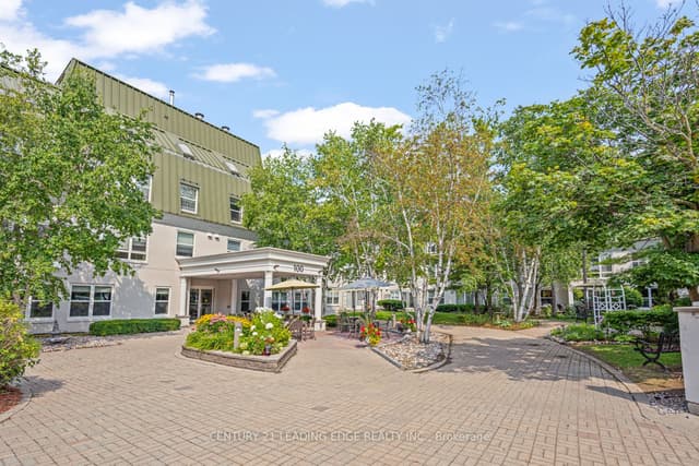 Leasehold Condo at 100 Anna Russell Way PH2, Markham, ON L3R 6C7