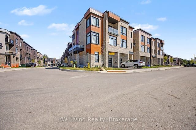 Att/Row/Townhouse at 118 Wascana Road, Vaughan, ON L4H 5G9