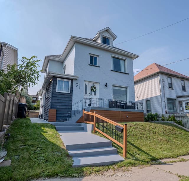 Detached at 92 Jean Street, Thunder Bay, ON P7A 5E9