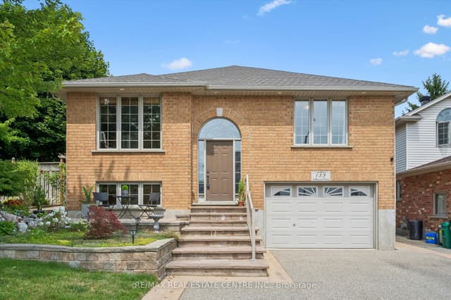 Detached at 139 Attwood Drive, Cambridge, ON N1T 2A5