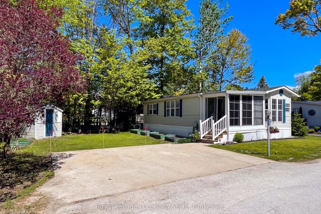 Modular Home at 55 Topaz Street, Wasaga Beach, ON L9Z 1X7