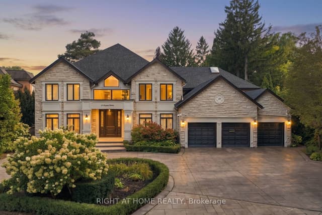 Detached at 23 Bryson Drive, Richmond Hill, ON L4C 6E2