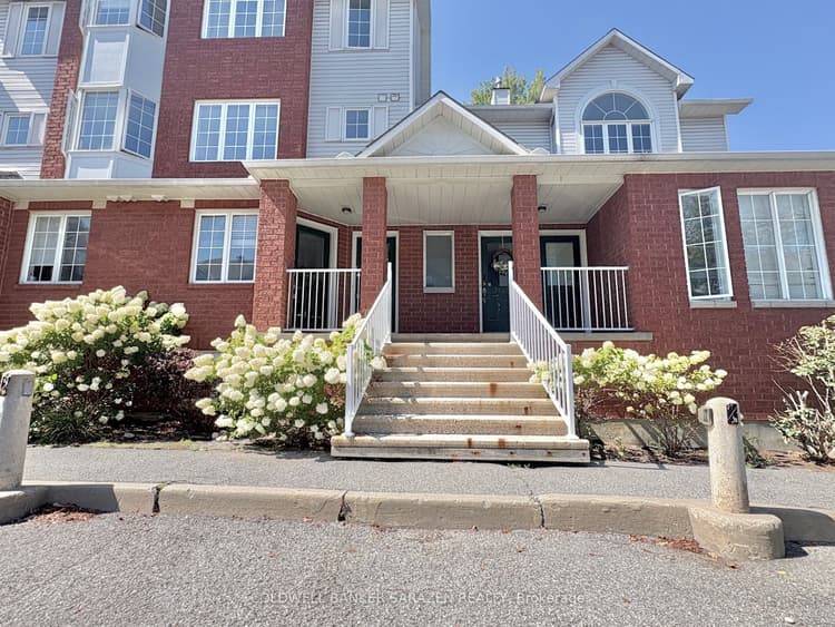 112 Centrepointe Drive