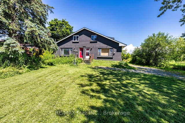 Detached at 2216 Highway 2, Clarington, ON L1C 6C3