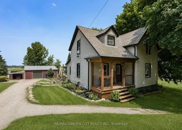 Detached at 3745 King Street, Lincoln, ON L0R 2C0
