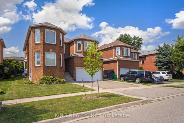 Detached at 52 Leeward Drive, Brampton, ON L6S 5V8
