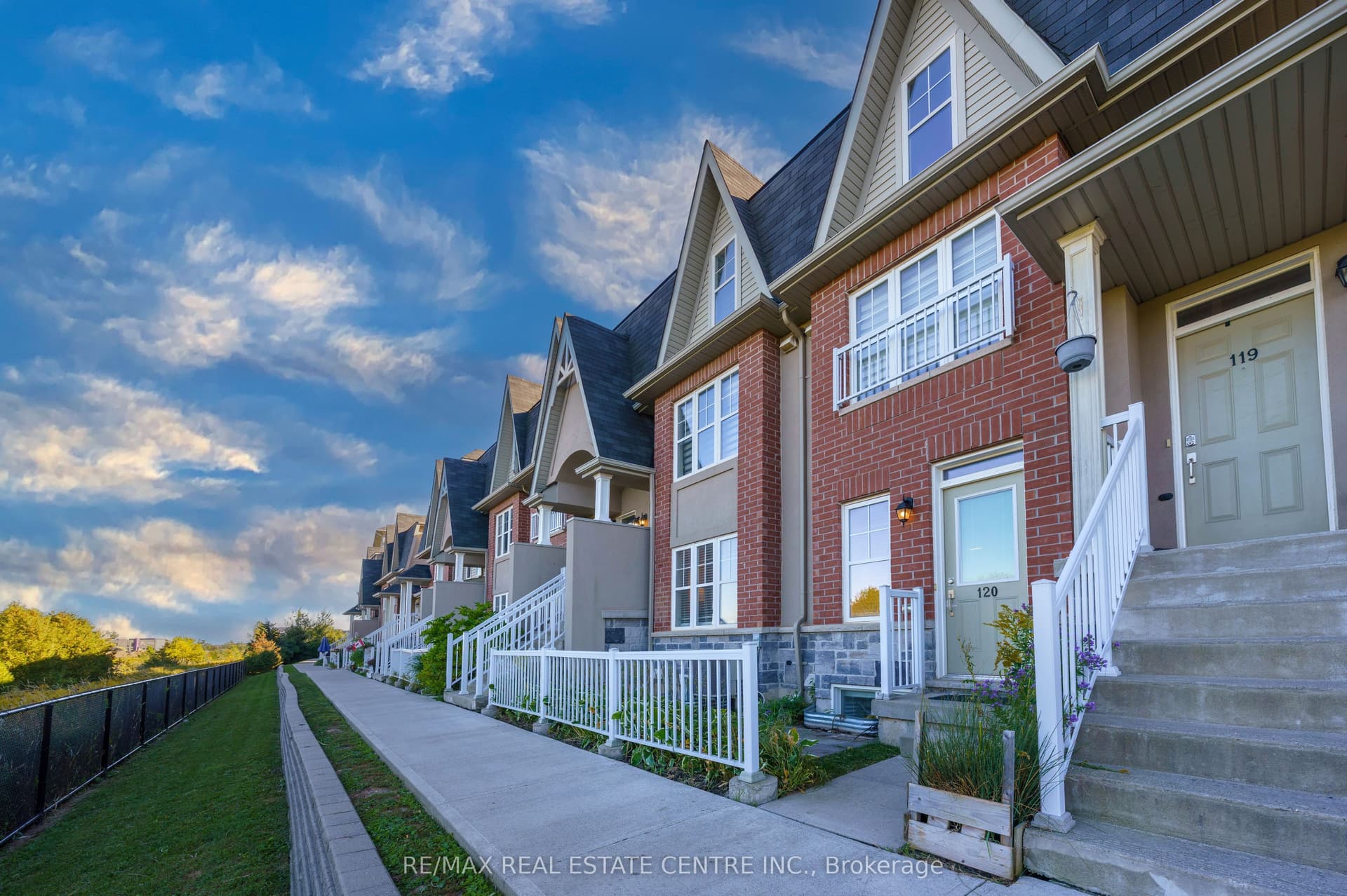 Suite 120 · Floor 1, Unit 120 · 1380 Costigan Rd