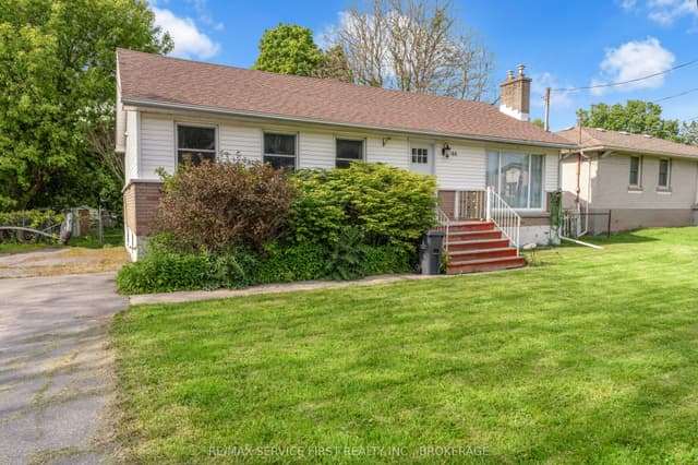 Detached at 44 Cranbrook Street, Kingston, ON K7M 4N2