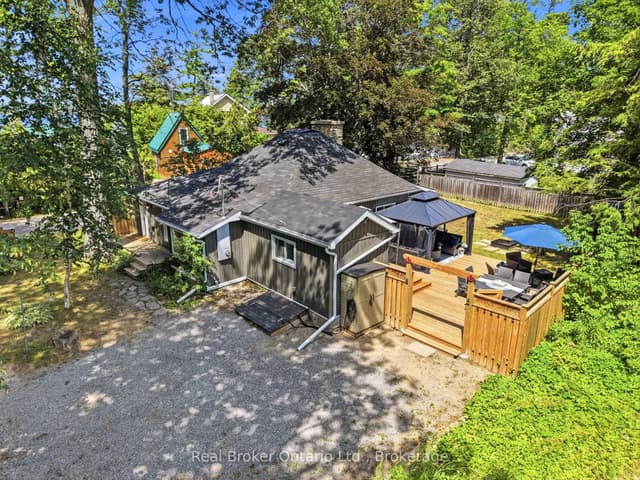 Detached at 1 JANICE Drive, Kawartha Lakes, ON K9V 4R6