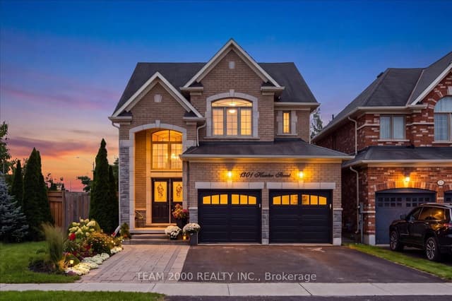 Detached at 1301 Hunter Street, Innisfil, ON L9S 0H1