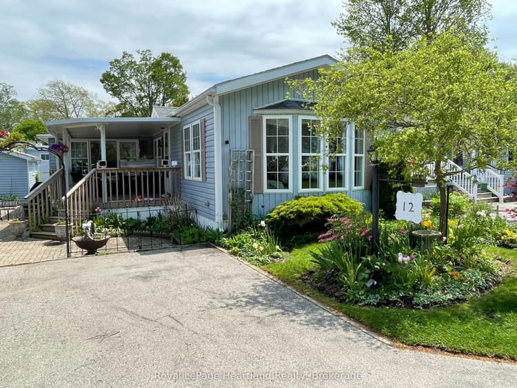 12 IROQUOIS Lane