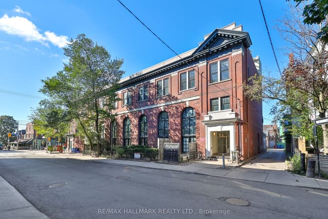 Condo Apartment at 394 Euclid Avenue 205, Toronto, ON M6G 2S9, Toronto C01