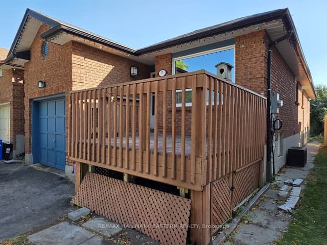 Detached at 7 Turnberry Crescent, Clarington, ON L1E 1A7