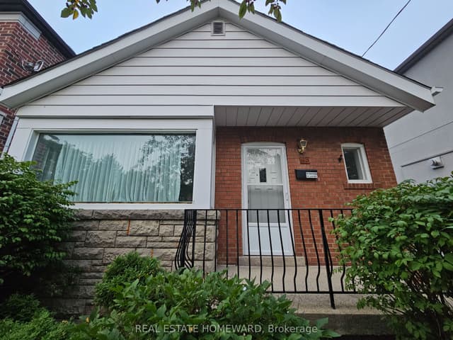 Detached at 45 Norlong Boulevard Main, Toronto, ON M4C 3W8, Toronto E03