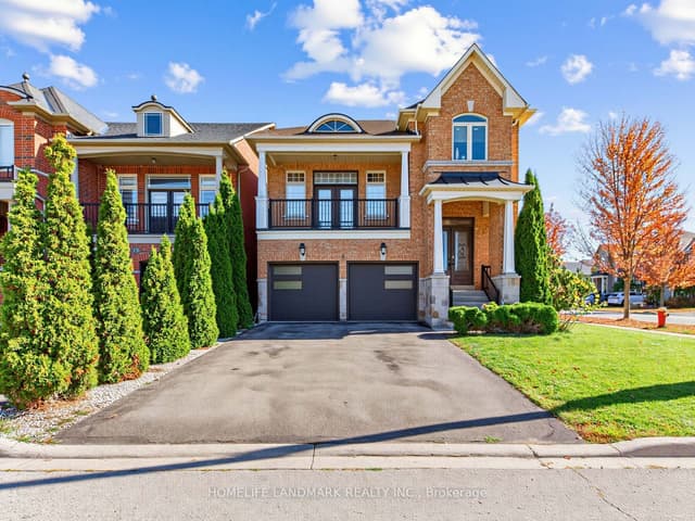 Detached at 72 Vandervoort Drive, Richmond Hill, ON L4E 0C7