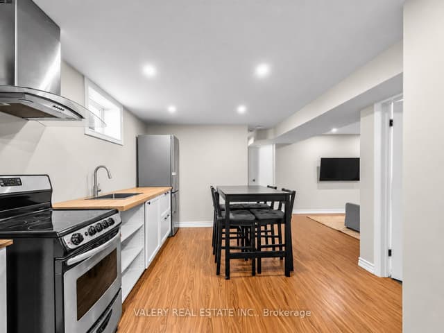Detached at 12 Arkley Crescent Lower #2, Toronto, ON M9R 3S3, Toronto W09