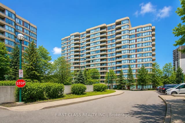 Condo Apartment at 91 Townsgate Drive 106, Vaughan, ON L4J 8E8