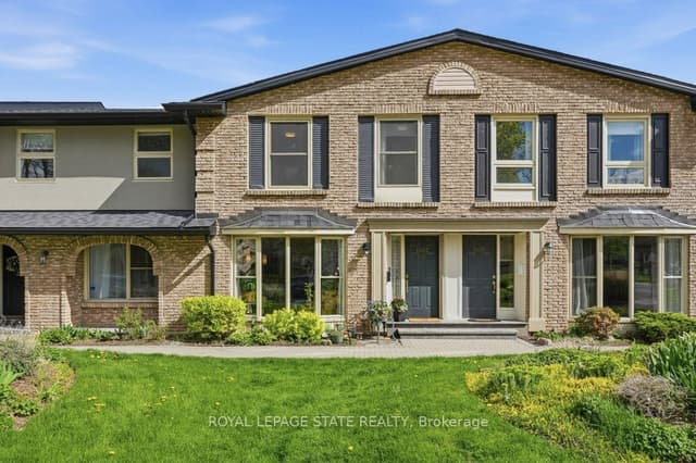 Condo Townhouse at 1402 Ghent Avenue, Burlington, ON L7S 1W8