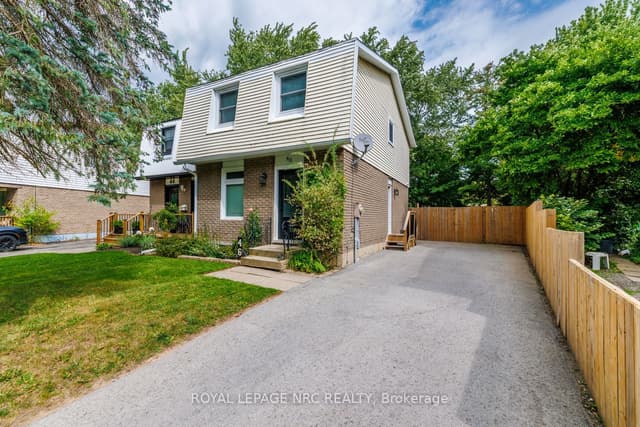 Semi-Detached at 46 GRAYSTONE Crescent, Welland, ON L3C 6G7