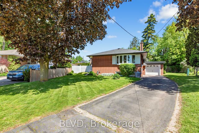 Detached at 457 Paliser Crescent N, Richmond Hill, ON L4C 1R7