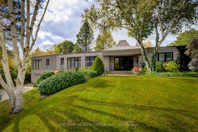 Detached at 722 Nautalex Court, Mississauga, ON L5H 1A7