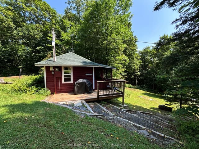 Detached at 1341 Billie Bear Road, Lake of Bays, ON P1H 2J6