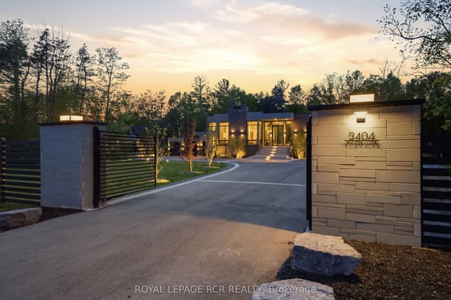 Detached at 3404 Vivian Road, Whitchurch-Stouffville, ON L4A 2M4