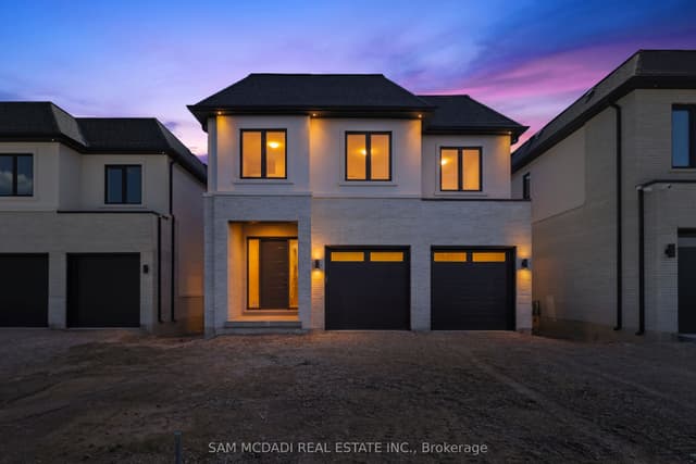 Detached at 2354 Eighth Line, Oakville, ON L6H 7E6