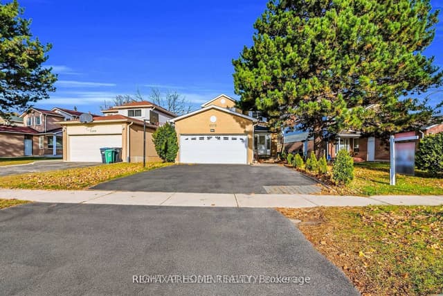 Detached at 6593 Edenwood Drive, Mississauga, ON L5N 3E9