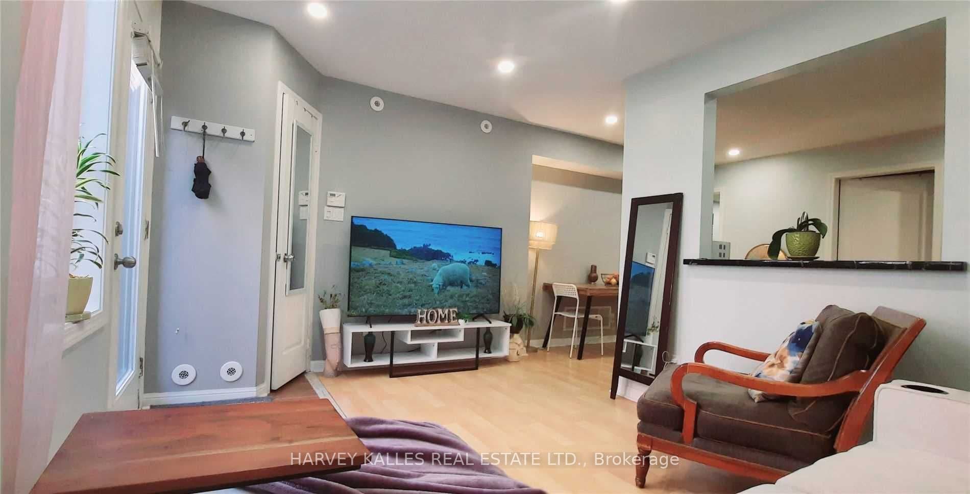 Suite 220 · Floor 2, Unit 220 · 28 Douro St