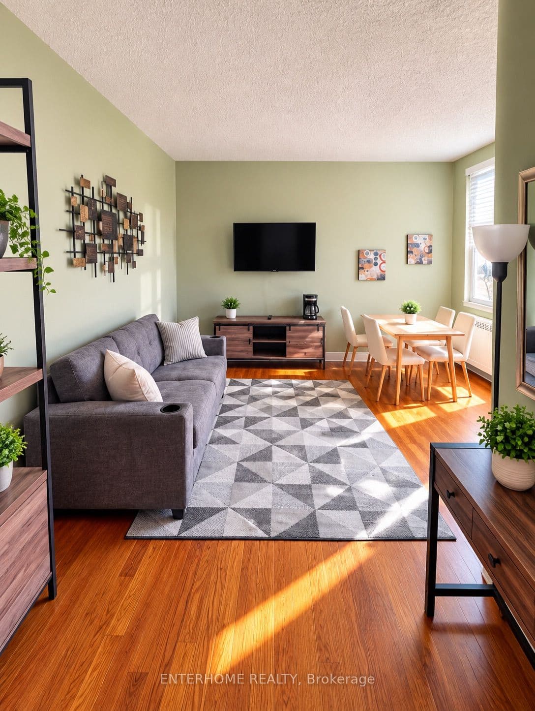 Suite 3, Unit 3 · 51 Queen St