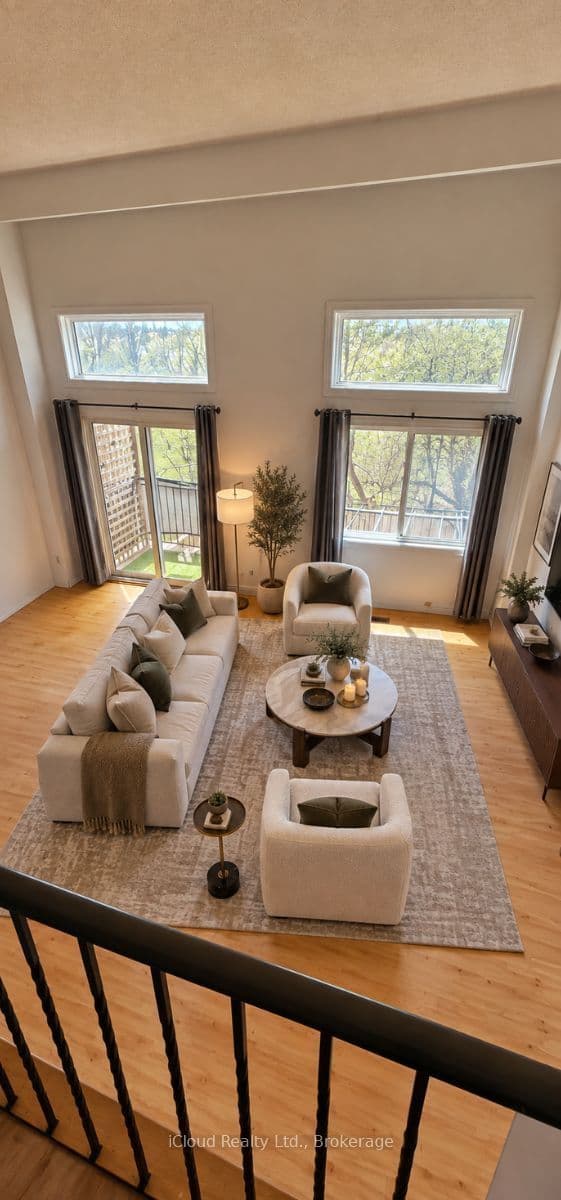 Condo Townhouse at 36 Dawson Crescent 36, Brampton, ON L6V 3M5