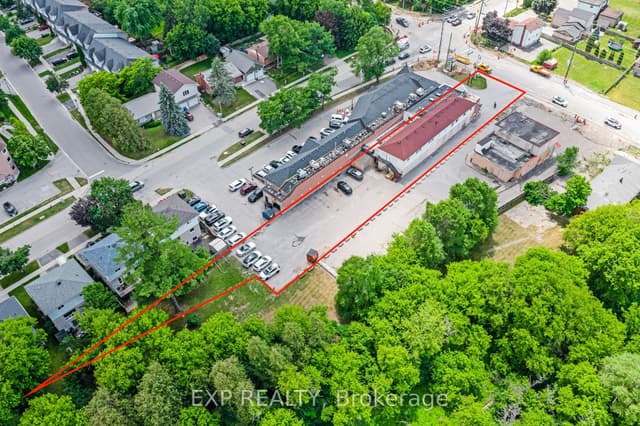 Store W Apt/Office at 19423 Yonge Street, East Gwillimbury, ON L9N 1L8