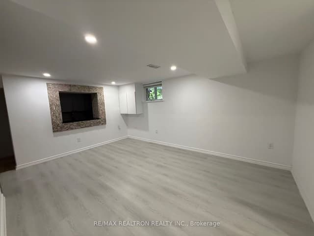 Detached at 223 Pleasant Avenue BSMT, Toronto, ON M2M 1M6, Toronto C07