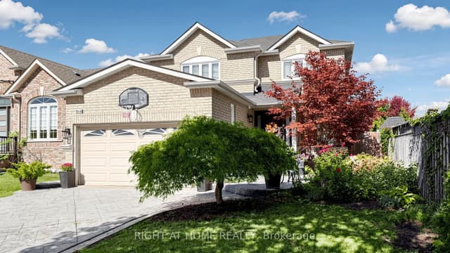 Detached at 44 Robertson Close, Vaughan, ON L6A 2H1