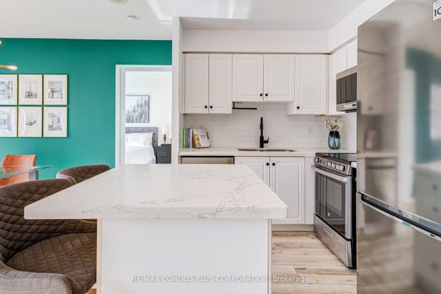 Condo Apartment at 43 Eglinton Avenue E 1901, Toronto, ON M4P 1A5, Toronto C10
