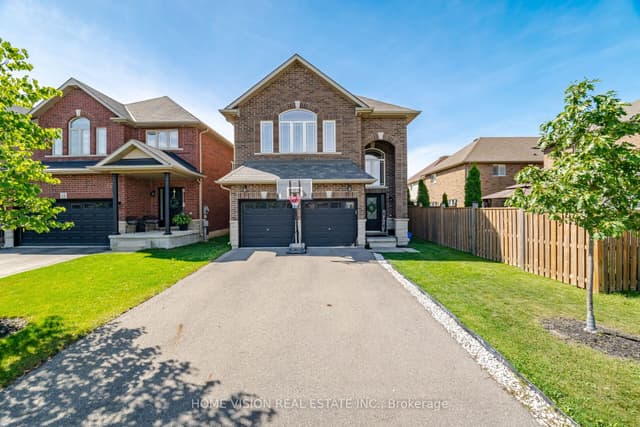 Detached at 8 Colorado Boulevard, Hamilton, ON L0R 1P0