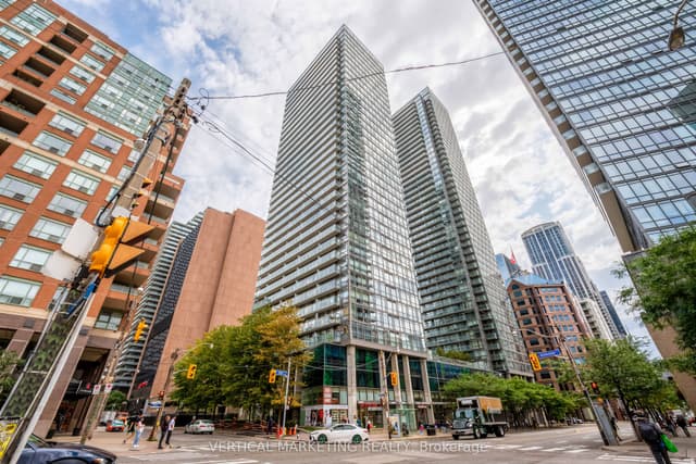 Condo Apartment at 37 Grosvenor Street 2010, Toronto, ON M4Y 3G5, Toronto C01