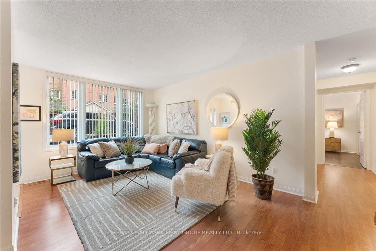 Suite 607 · Floor 6, Unit 607 · 1400 The Esplanade N