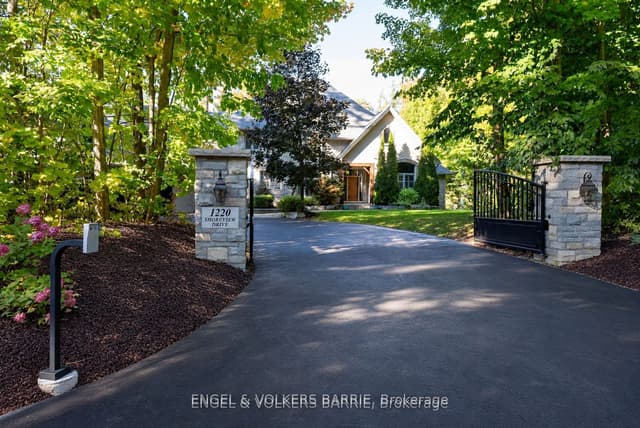 Detached at 1220 Shoreview Drive, Innisfil, ON L9S 2L5