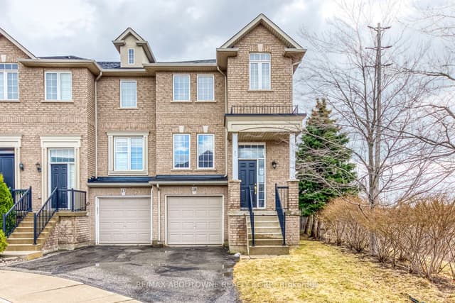 Att/Row/Townhouse at 2280 Baronwood Drive Unit 18, Oakville, ON L6M 5J8